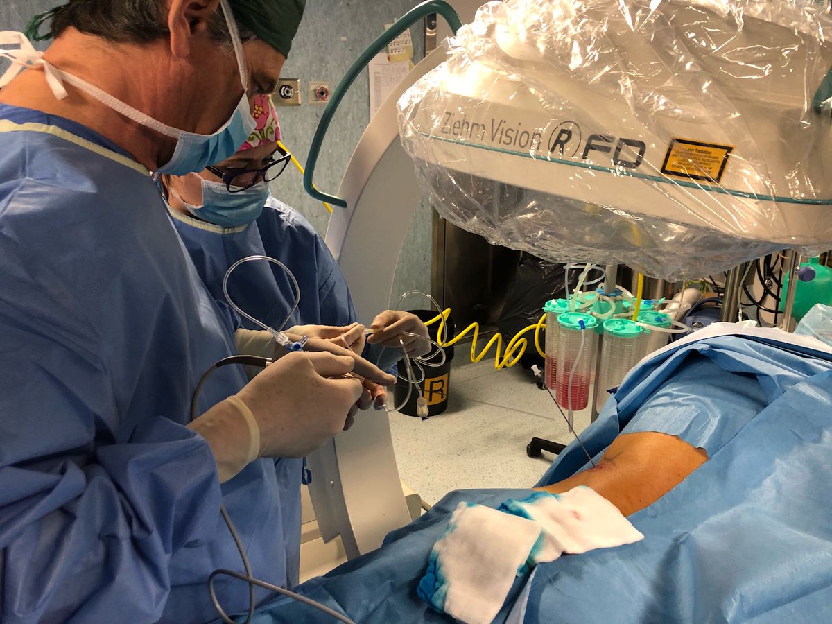 PolyDiagnost's tweet photo. Another MicroPerc(r) case successfully performed by our friend Dr. Francesco Germinale! Look how you can bend the MicroPerc-4.8F single use shaft in order to better manipulate, without compromising or breaking the optical fiber! https://t.co/TKWN9AZu93
