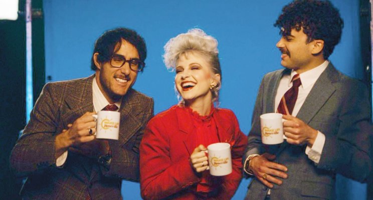 paramoremusicom's tweet photo. NEWS: @paramore to perform #RoseColoredBoy live on The Late Show with Stephen Colbert! Read more: https://t.co/ZSDjw9k9cp https://t.co/5ZjYOWd3ek
