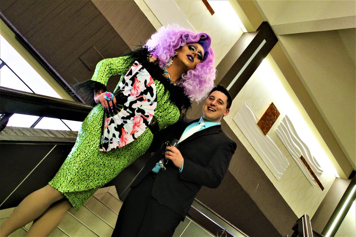 Look who stopped by for a visit...Flo Mingo &amp; Jefferson! They are hosting the High Heels &amp; High Hopes event May 5th 
facebook.com/events/3583391…
Only a couple tickets left, get yours now!