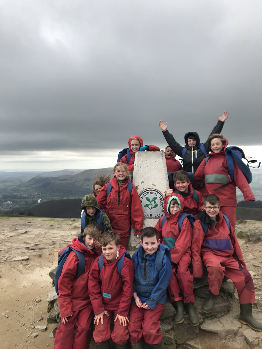 LoddingtonCEPri's tweet photo. Mr Umney and Mrs Reneerkens’ group on Sugarloaf Mountain. https://t.co/jqxaQSfqxb