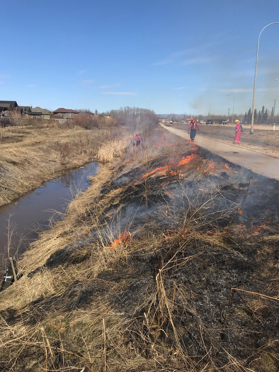 chiefcoutts's tweet photo. Missing #firstburn for first time in 26 years. #hazardreduction burning is an important part of keeping residents safe from #wildfire. Good luck to crews and #besafe #slavelake #explorlsr https://t.co/lKvqHX6p5s