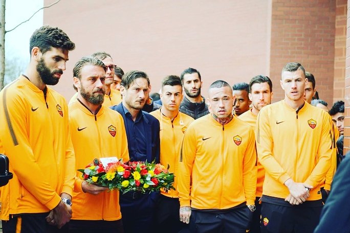 AnythingLFC_'s tweet image. Class acts 👏 #LFC