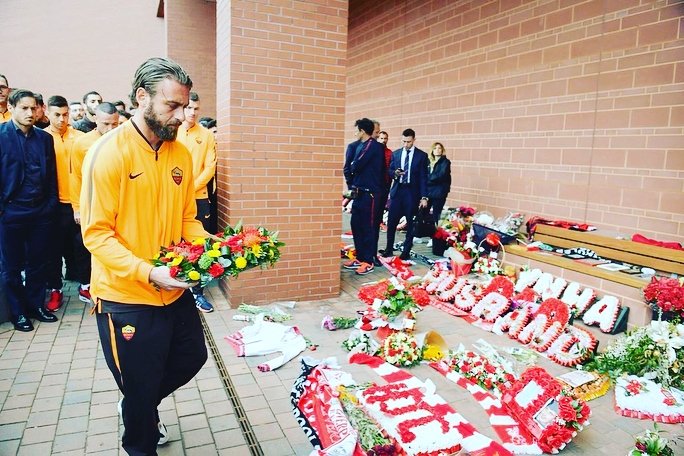 AnythingLFC_'s tweet image. Class acts 👏 #LFC