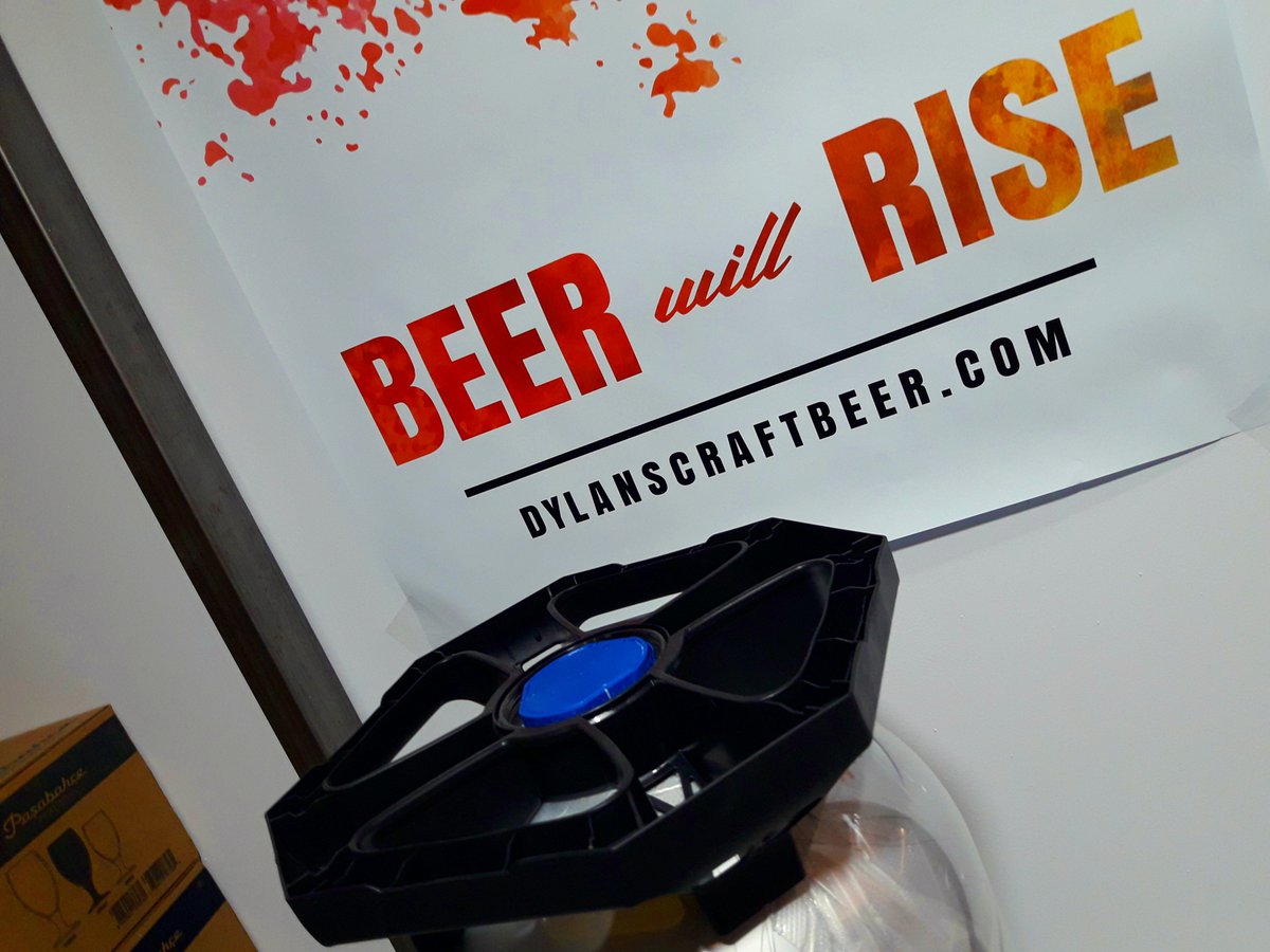 dylanscraftbeer's tweet photo. Monday significa mi día.
Monday means my day.
We #MakeItCraft.
#lunes #monday #crea #innova #create #innovate #Dylans #Craft #craftbeer #cerveza #Beer #Company #effort #esfuerzo #doIt #connect #conecta #potential #potencial #livesInside #creativity #noExcuses #BEERWILLRISE https://t.co/oXCiih5Vkh