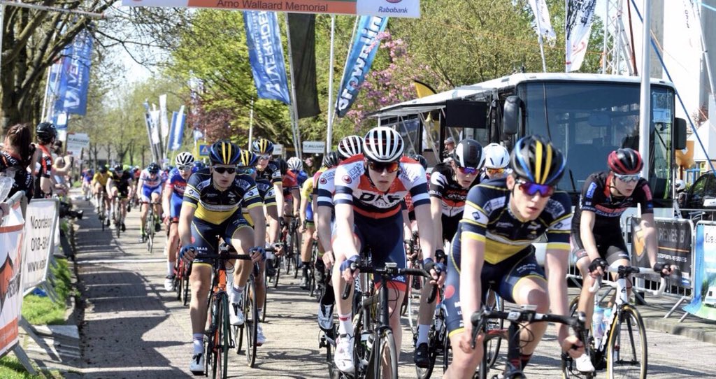 Warddeschepper's tweet photo. Last saturday i drove the Arno Wallaard Memorial. I didn’t have a great day but i still became 16th. My teammate @Wessel_38 became second! #dejongerenner #koersiskoers https://t.co/koa9AT2TKm