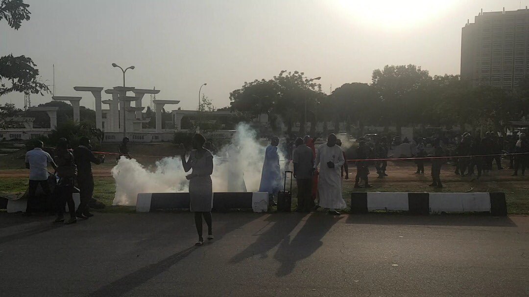 AishaYesufu's tweet photo. Four years ago today 23/04/14 the hashtag #BringBackOurGirls was created. Today 23/04/18 @PoliceNG attacked members of #BringBackOurGirls to shut us up
We would not stop Not Until Our Girls Are Back and Alive #NotWithoutOurDaughters #BringBackOurGirls https://t.co/XuNuQBm14H