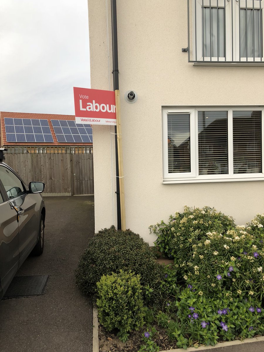 Labour4Fulbourn's tweet photo. 16 @labour_local boards have gone up in #Fulbourn in two days. More shortly for @Labour4Fulbourn in Teversham, Fen Ditton, The Wilbrahams, Quy and the Beechwoods and Foxgloves estates. Some great pictures here showing people proudly displaying their #Labourboards. @rurallabouruk https://t.co/eYjWvekCFA