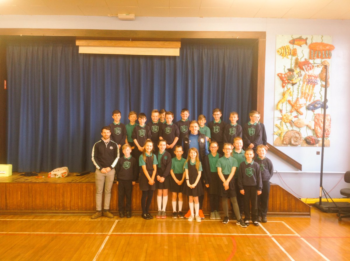 StMalsColeraine's tweet image. It was great to welcome Coleraine FC footballer Martin Smith into our school for a surprise coaching session. The P6 absolutely loved it. Thanks a lot, our class are rooting for you and the team! @ColeraineFC @ColeraineFC_Aca @HarryGreggF #colerainefc #irishleague