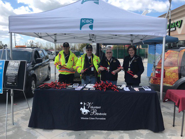 icbc's tweet image. Thanks to @MissionRCMP and the volunteers from the Crime Prevention Office who helped hand out steering wheel locks this weekend! For more auto crime prevention tips visit ow.ly/r4TZ30jDF6R #LockitorLooted