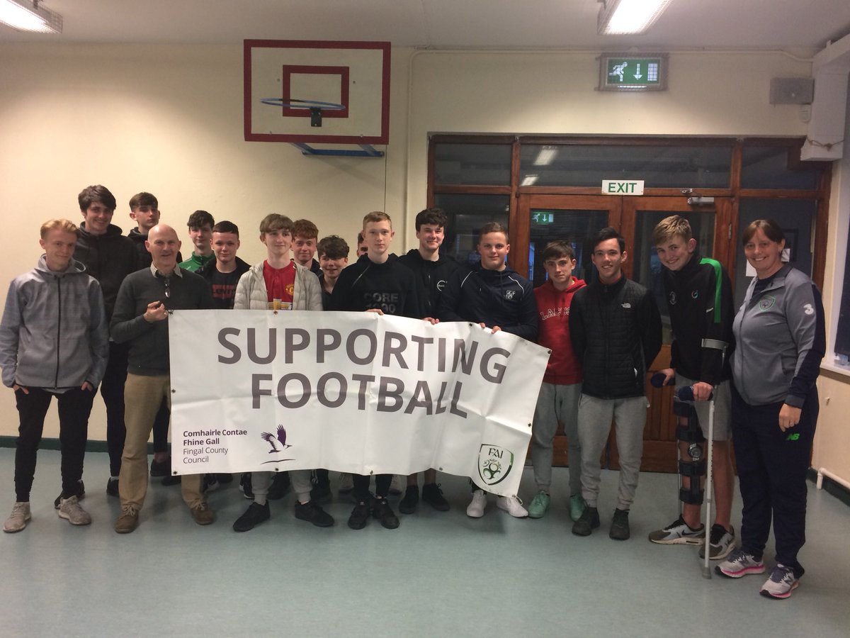 Sharon Boyle (@sharonboyle31) on Twitter photo <a href="/BaldoyleUtd/">Baldoyle United FC</a> <a href="/JigsawNFingal/">Jigsaw North Fingal</a> <a href="/FingalSports/">Fingal Sports Office</a> <a href="/gareardon/">gerry reardon</a> <a href="/niallinho/">Niall Mc Guirk</a> <a href="/brianmcdonagh/">Brian McDonagh</a> Baldoyle U17’s taking part in a workshop around Mental Health with Dave from Jigsaw it’s always good to talk <a href="/BaldoyleUtd/">Baldoyle United FC</a> <a href="/JigsawNFingal/">Jigsaw North Fingal</a> <a href="/FingalSports/">Fingal Sports Office</a> <a href="/gareardon/">gerry reardon</a> <a href="/niallinho/">Niall Mc Guirk</a> <a href="/brianmcdonagh/">Brian McDonagh</a> Baldoyle U17’s taking part in a workshop around Mental Health with Dave from Jigsaw it’s always good to talk