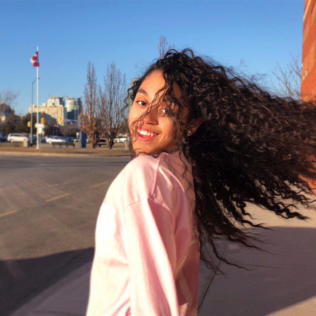 SelenaZuri's tweet photo. 💗GRATEFUL💗
I am so honored to have received the exciting news that I am nominated for a MARTY award!😯🏆🙏🏽
I am nominated for Music Solo Vocal -Emerging Artist
#MartyAwards2018 #Martys #TheMartys #Awards #AwardCeremony #Nominated #EmergingArtist #SoloVocal #Vocalist #Singer https://t.co/mW0G8JMtMT
