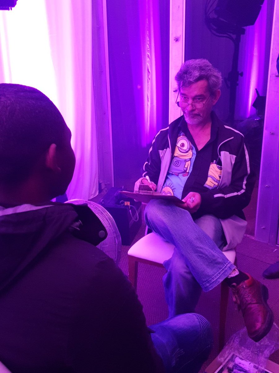 LaMaZingMedia's tweet image. #MNetLocal Get your caricature done here tonight