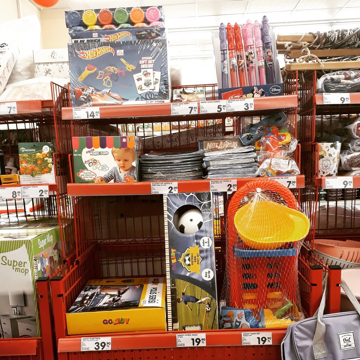 Oyuncak sepeti... 🛒🛒🛒