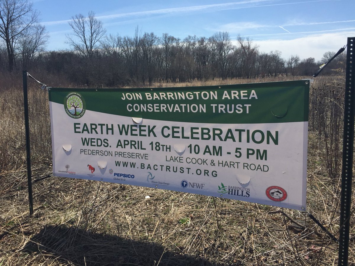 lpennock_edu's tweet photo. @lpennock_edu @bhs220 @bactrust1 Zenner/Pennock iBio SS doing their part to help the Earth by planting at Pederson Preserve with the help of Barrington Area Conservation &amp; Trust 💚🌎 https://t.co/SaOPgFRuMY