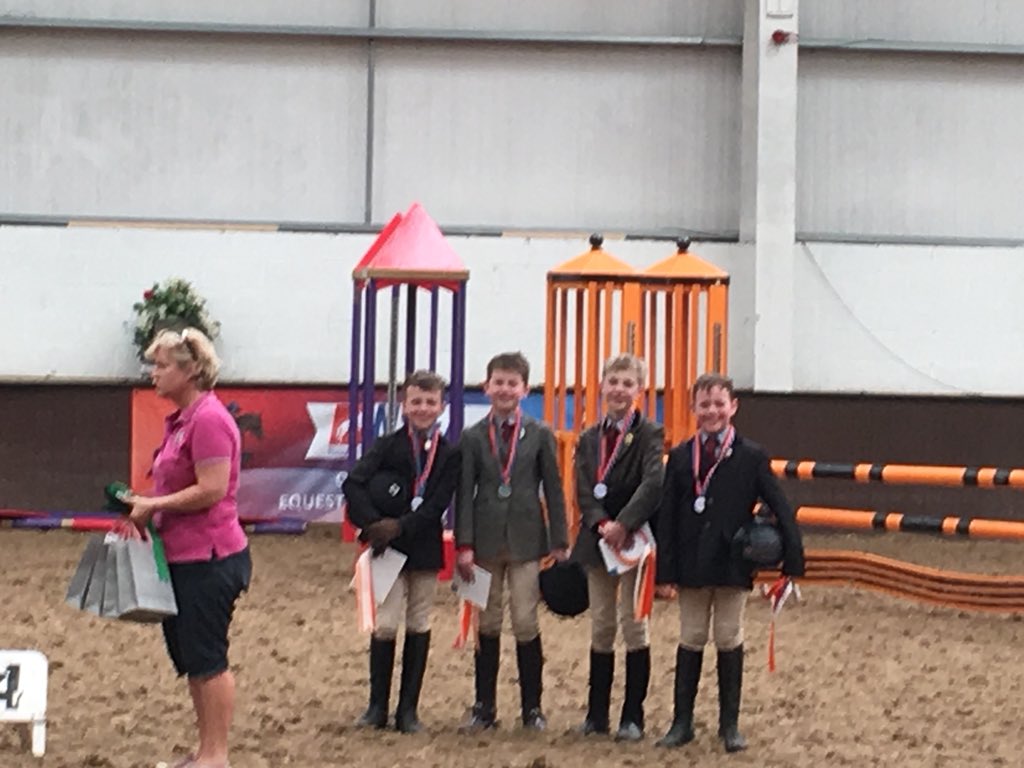 HarrietBaird13's tweet photo. What a Saturday at the National School Showjumping Championships! 70 team finished 7th and 80 team just outside the placings! Some wonderful rounds, what a buzz! #proud https://t.co/aNIQxyllnQ