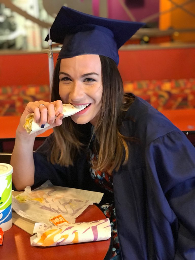 jjmidol's tweet photo. Would like to thank @tacobell for keeping me full through all these years https://t.co/5fkFOdOo4g