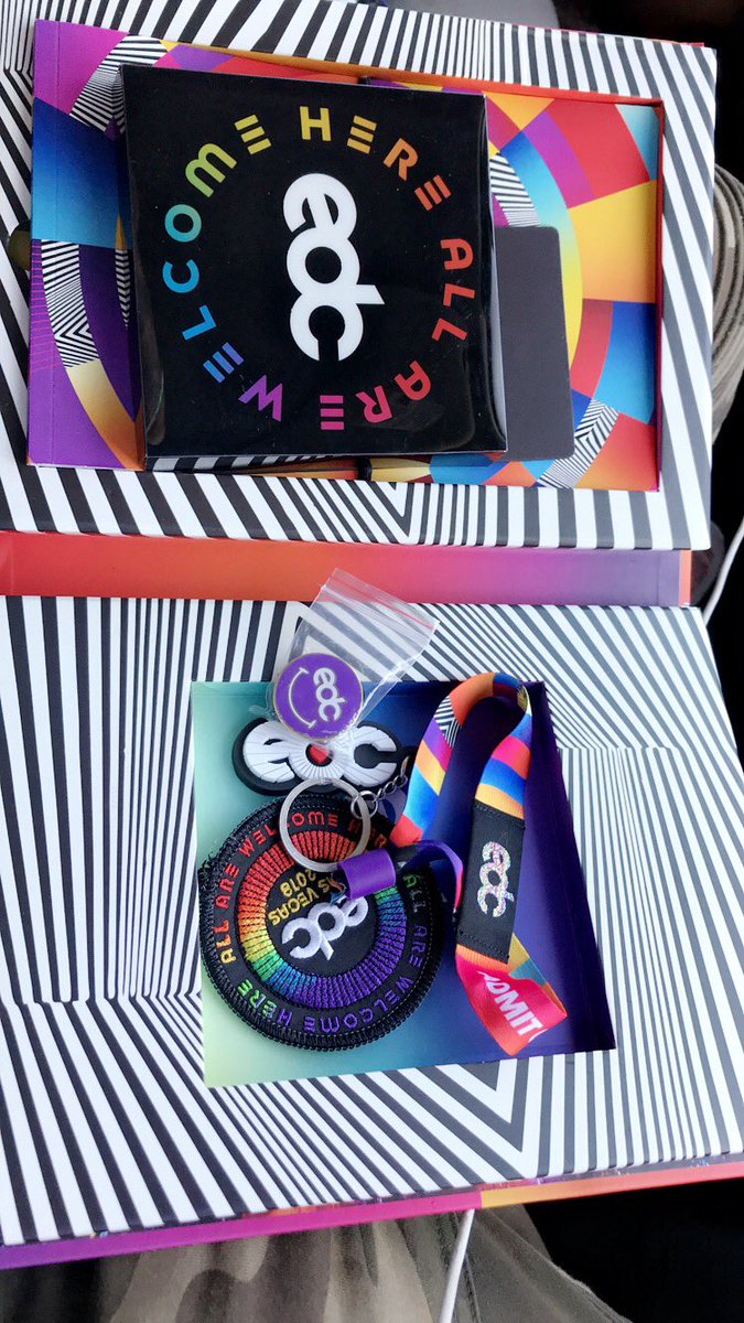 _ThatRealAlexx's tweet image. Edc 2018!! For the second year in a row ! Words can’t describe how pumped I am !!! @EDC_LasVegas