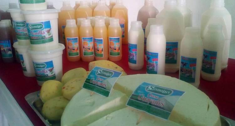 ProGuarico's tweet photo. Inaugurada planta procesadora de leche Sismalact en el estado Guárico, que procesará 5.000 litros de leche, quesos y jugos al día || #VamosConMaduro #VamosVenezuela @NicolasMaduro @josemvasquez @faby_decordova1 @NayiPSUV @SAlimentosGrco @Alimentosilmaca @AdalbertoNavas3 https://t.co/nfSDlD3seq
