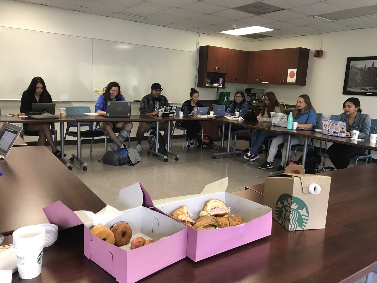 AnaLuisaOaxaca's tweet photo. Successful first meeting of the #UCLAImmigrationDataLab. I started this project because #DataIsPower. Ecstatic that its become a space to build strong academic relationships with and between undergrads. Pictured are about half of the students collaborators. #MoreToCome @UCLA_REP https://t.co/1TsFGgBumF