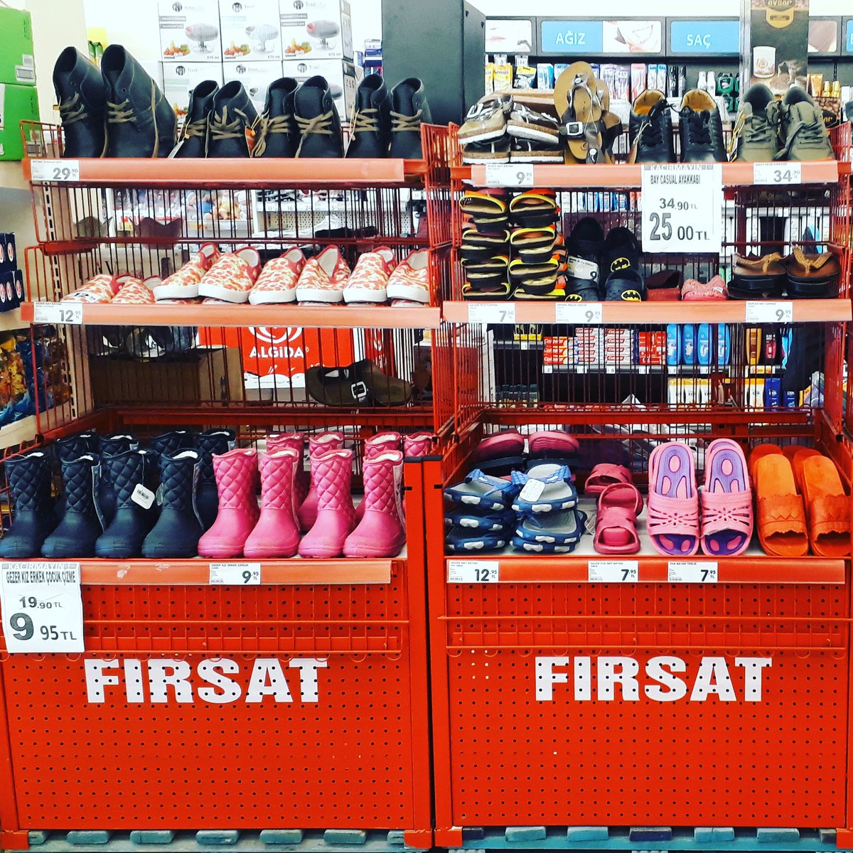 Ayakkabı ve terlik fırsat ürünleri...