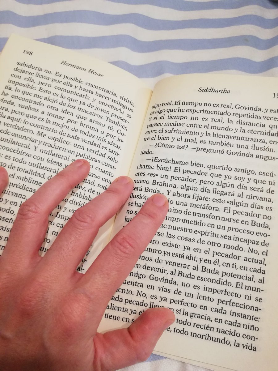 agendadepilates's tweet photo. "El saber puede comunicarse, pero la sabiduría no" Hermann Hesse
📚 #Siddhartha
Feliz #DiaDelLibro2018 📖 y #FelizSanJorge https://t.co/3SWgTKb218