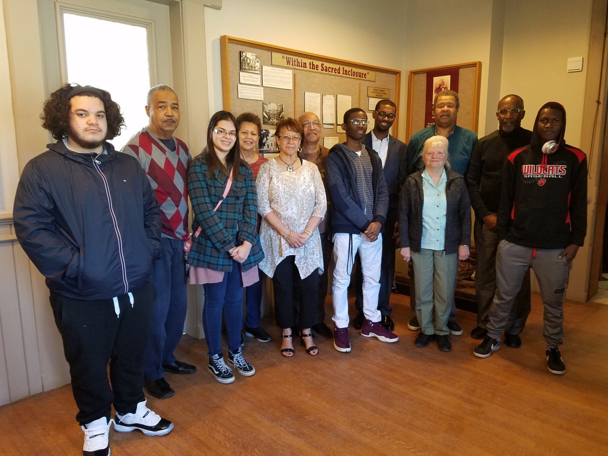 PeteHilling's tweet photo. Digital Solutions spent the day off from school working on our Google Expedition Beta on Frederick Douglass. Bumped into Ms. J. Sprague descendent of Douglass at Mt. Hope! https://t.co/JWaulzgF04