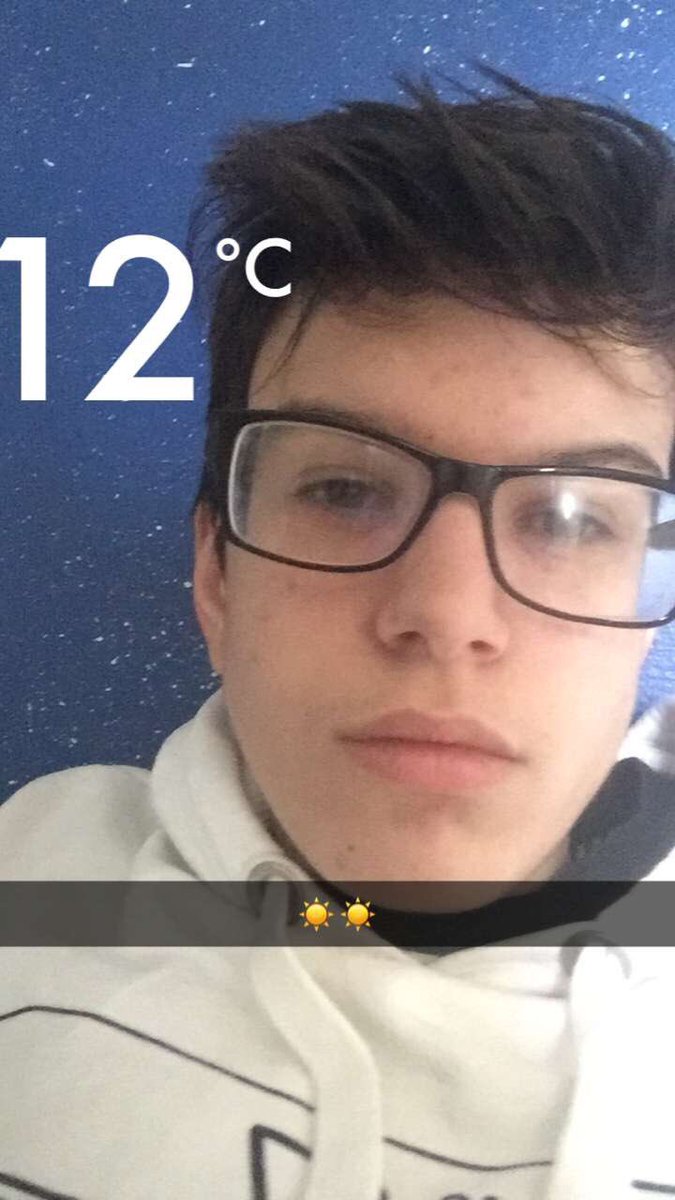 ethandgray4lyfe's tweet photo. This was the british equivilent of a heatwave / wishing i could be in america rn 🐢✌🏼 https://t.co/IRbDVTi94C
