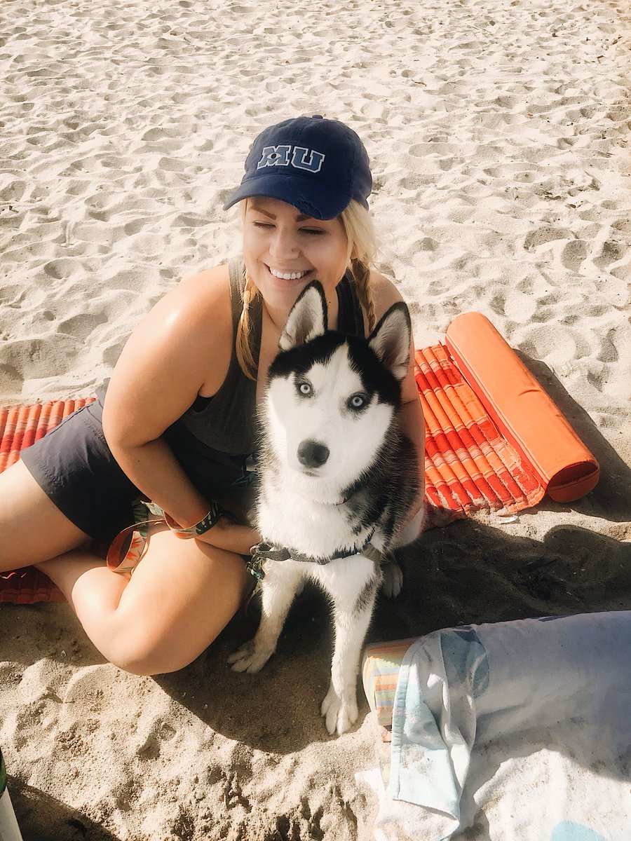 My little monster always has a great time at the beach! ❤️🐾