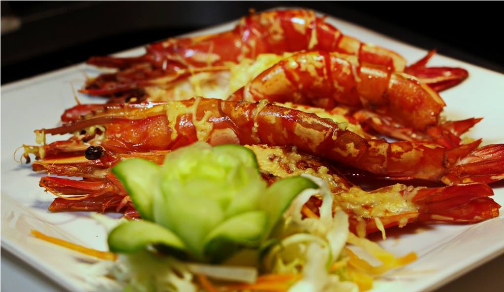 SkylightVeranda's tweet photo. Buttered Garlic Prawn for lunch! Yummy!
#Foodporn #Foodoftheday #Foodforlife #love #followback #Twitterers #socialenvy #tweegram #photooftheday #20likes #amazing #smile #follow4follow #like4like #look #instalike #igers #picoftheday #food  #instafollow #followme  #bestoftheday https://t.co/WGcqMpeBIA