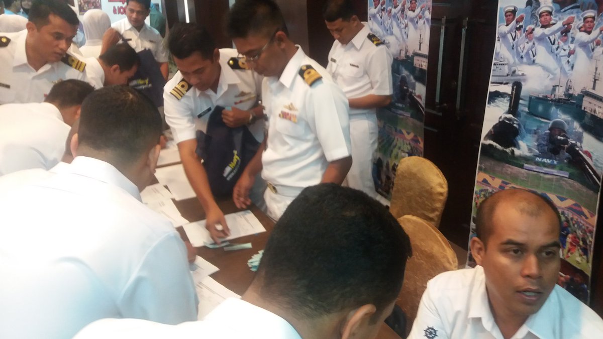 PWTL_MuhdEizad's tweet photo. Pendaftaran awal sblum Mesyuarat Agung KSSKA ke -12  - Dewan Perkasa
@tldm_rasmi 
#PerkasaPerwira
#KSSKA ATM https://t.co/rO6ZcLle5C