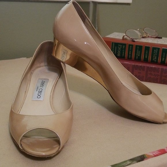 EpiphanyShop's tweet image. So good I had to share! Check out all the items I'm loving on @Poshmarkapp #poshmark #fashion #style #shopmycloset #jimmychoo #express #truereligion: bnc.lt/focc/TE3eowKDkM