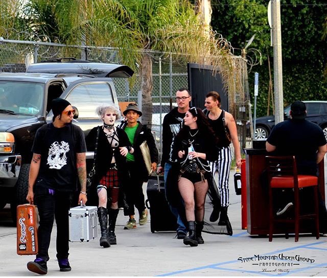 darinmalfi's tweet photo. We came, we saw, we kicked it’s ass! Heavy Metal Exchange was a blast! #DangerousDshockshow #heavymetal #sideshow #shockshow #dangerousd https://t.co/6jbVame5OT