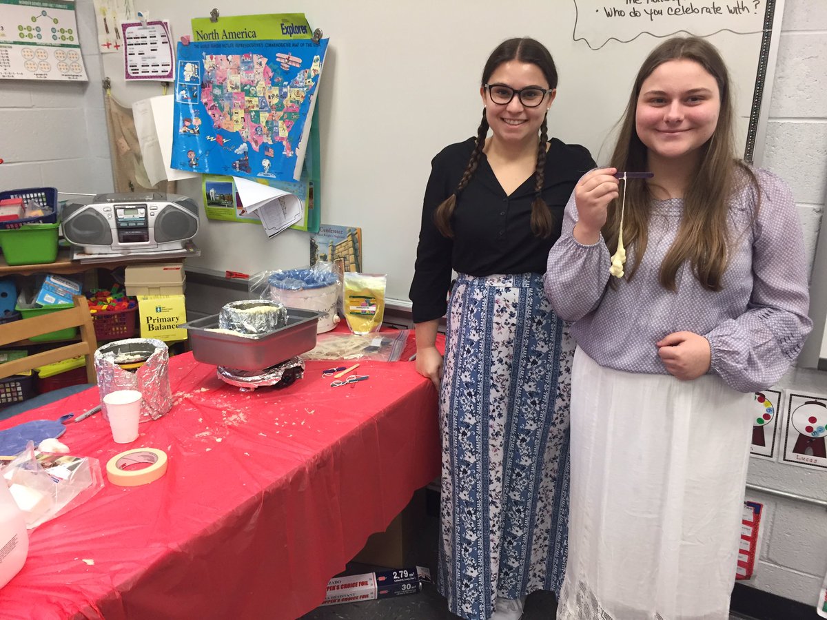 Middle Road/Monmouth University PDS - EDL 326 Literacy students participated in Colonial Day - They were leaders in each of the 'shops'. Great day of learning for all! @MUschoolofEduca @monmouthu @tracy_mulvaney #PDScollaboration #teacherpreparation #candledipping #MRSmultigrade