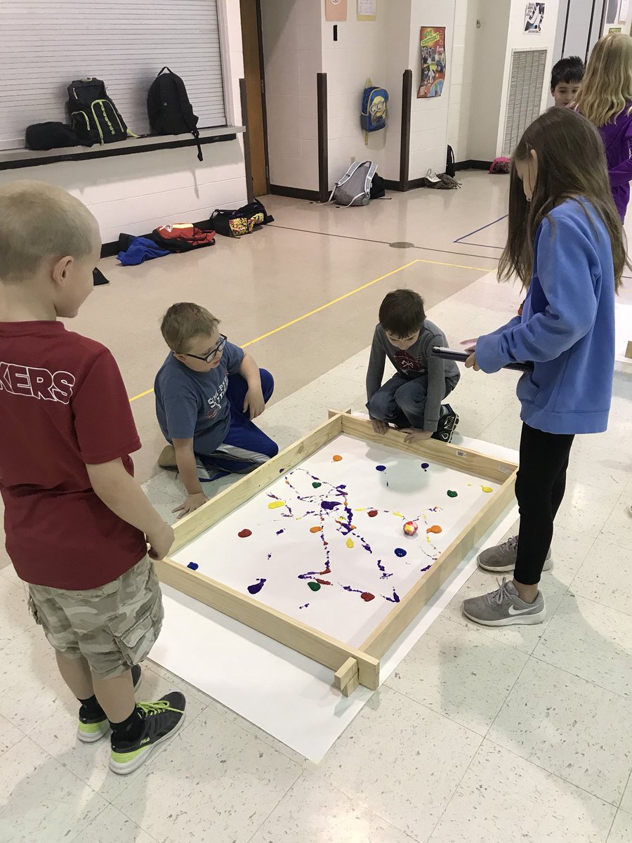 mrsbenne's tweet photo. Pictures from the fun day with @BirchcrestTiger @BPSFNE #KidsTimeSTEAM Ss painting like #JacksonPollock using the @Sphero minis. #bpsne #bpssteam https://t.co/s7iVrlcMQE