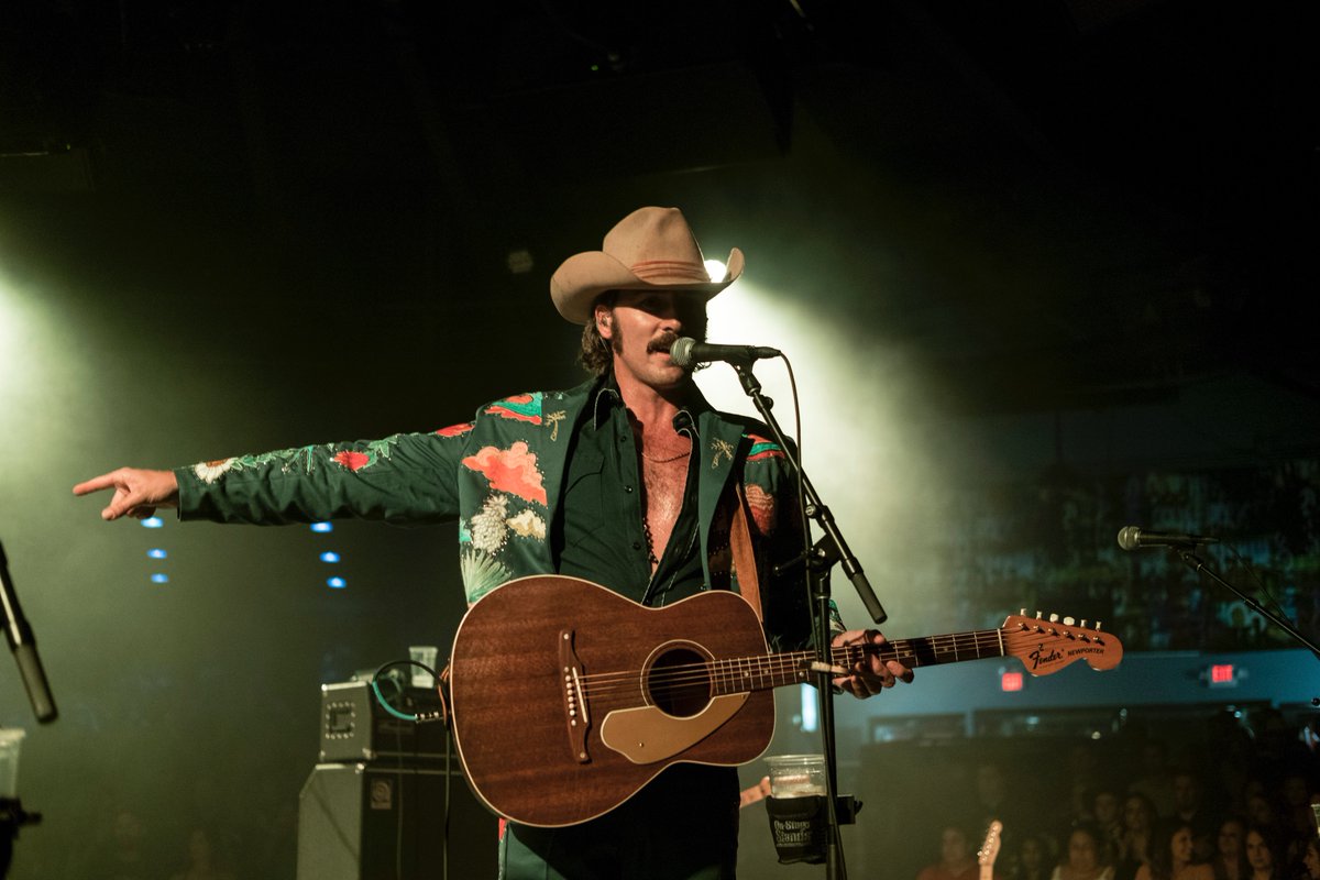 MidlandOfficial's tweet photo. No look side point #IReallyDoThis https://t.co/QrxjbUVqLE