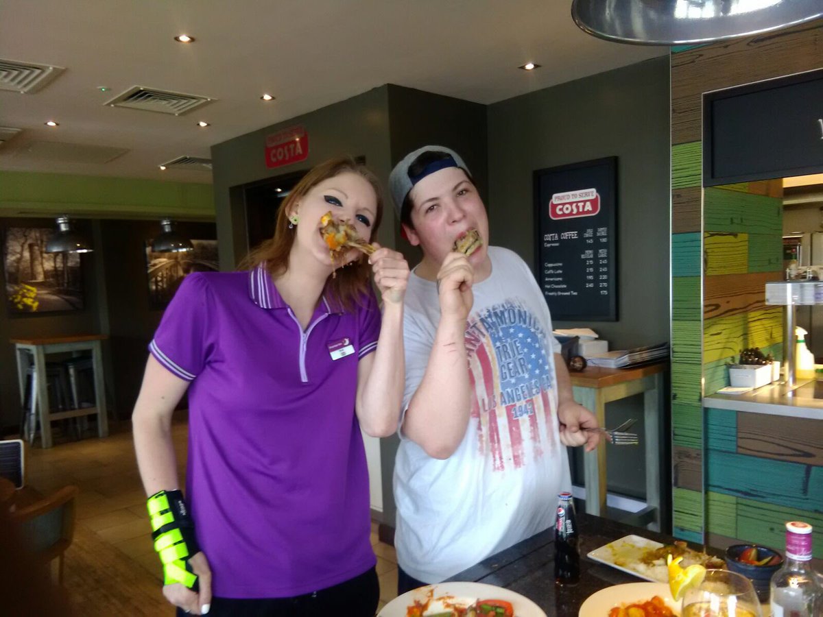 Matlock_PI's tweet image. New menu launch was a great success welldone to our chefs you all did an amazing job can’t wait for our menu to go live🍗🍕🥗🍤🍔🍹🍷 @omarkhan7861 @jmb0606