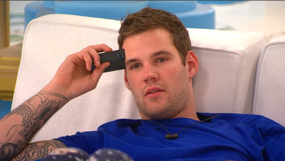 89razorskate20's tweet photo. Week 8, RT &amp; LIKE If You're Team WILL! #BBCAN6 https://t.co/sOS7OoRzoq