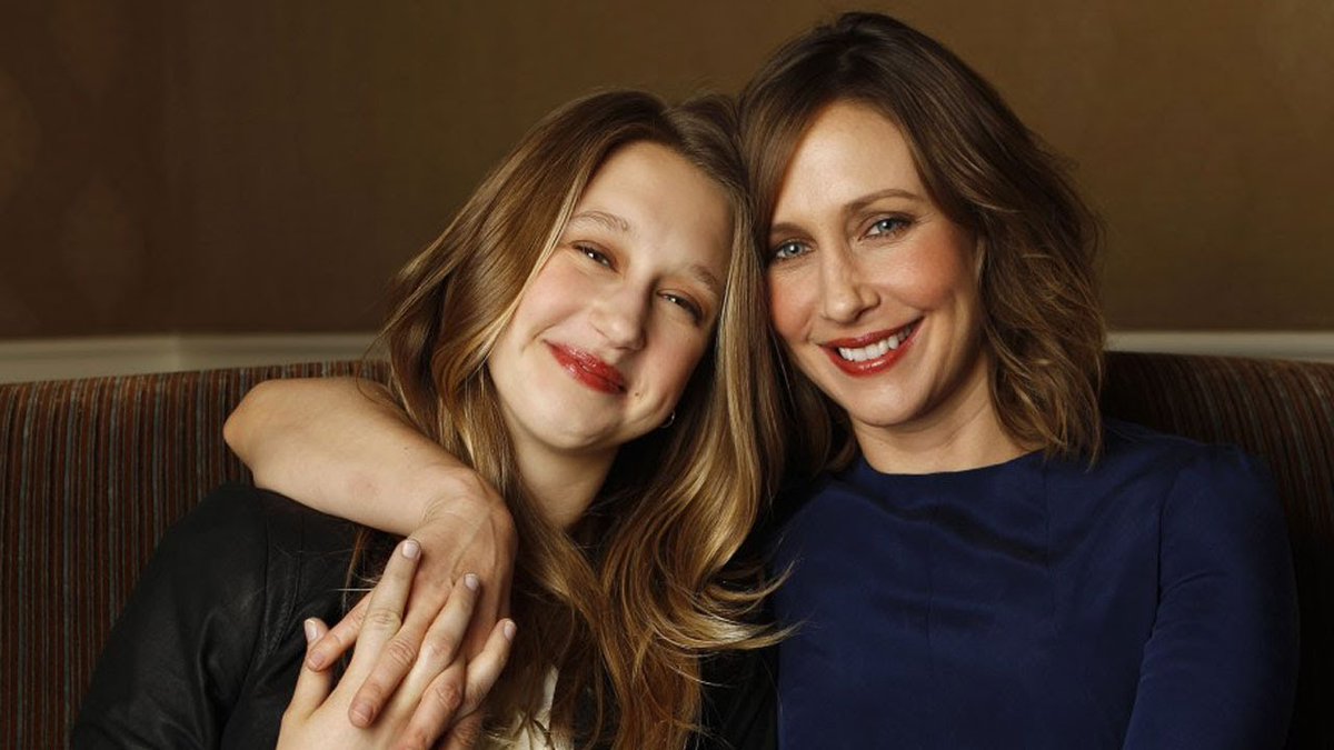 Busco a mi hija

Fc : Taissa Farmiga

Edad : 15 

Rt pls