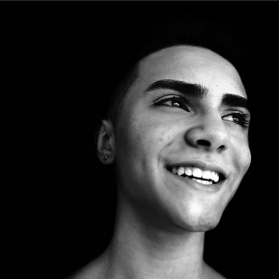 itsgabrielblack's tweet photo. #NewProfilePic https://t.co/8Qi8sNueo1