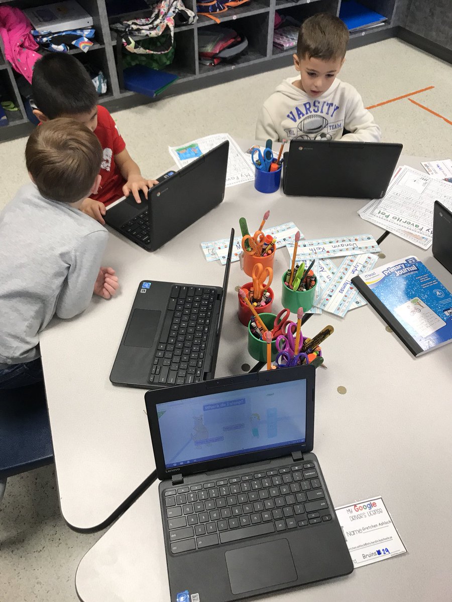 First grade students using Flipgrid to record/share Opinion Writing pieces <a href="/HcsInnovate/">HCS Innovate</a> <a href="/HCS_ISD/">HCS Instruction</a> <a href="/GCBurkhead/">G.C. Burkhead</a> @Flipgrid #HCSLeadingTheWay #GCBruinsuccess