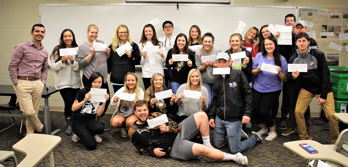 UofSC_HRSM's tweet photo. Best #finals experience ever? #TFW your professor (@armenize) surprises you with a $740 check due to your study abroad travel plans getting delayed by weather. #Winning #RefundGoals #UofSC https://t.co/gSxPflxnKU