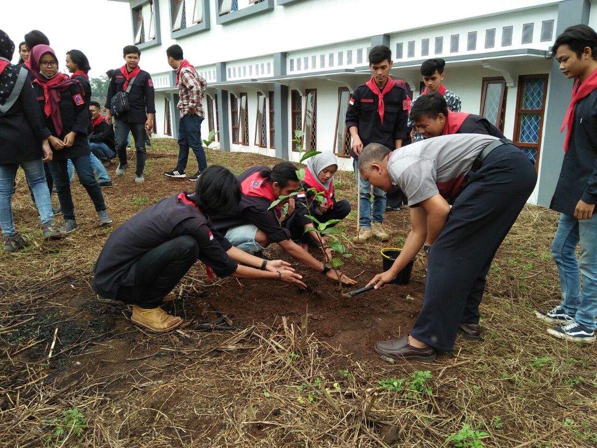 uniku_jaya's tweet photo. https://t.co/laBBDSGk0Y https://t.co/RbZWxFwGw6