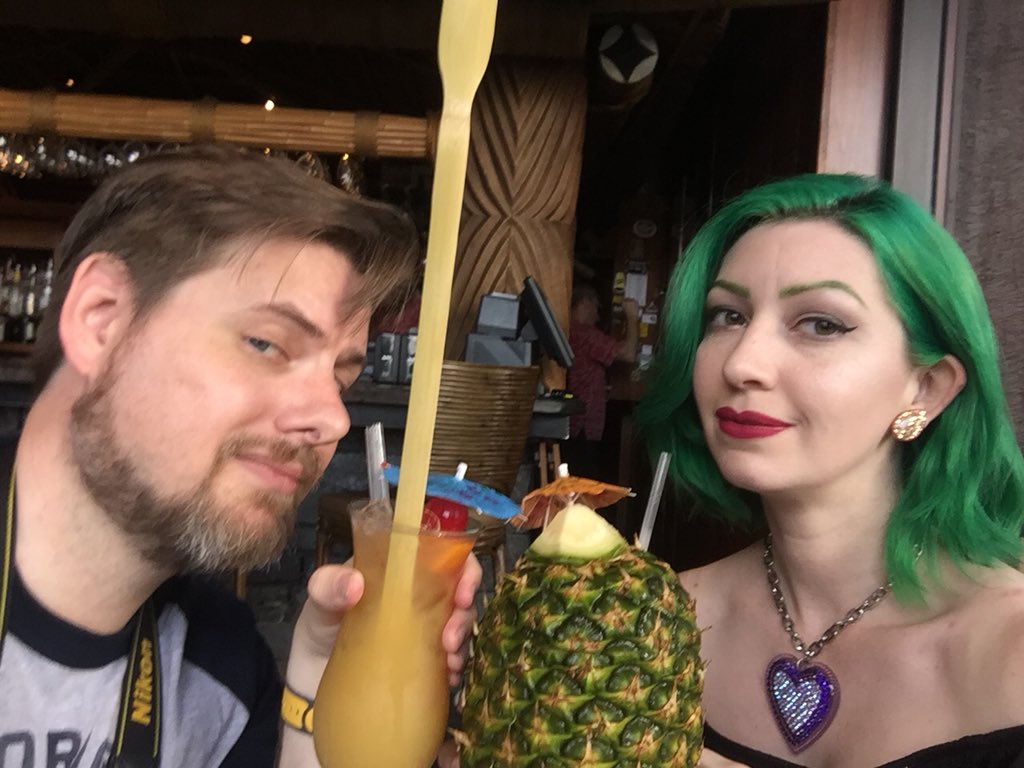 DisneyDistilled's tweet photo. @BayLakeSociety How about a double date? #cheers #tothebay https://t.co/taBCGy1rme