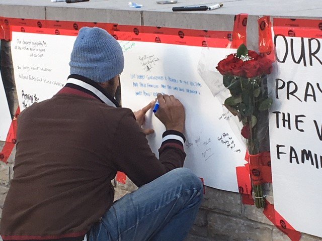globalnews's tweet photo. Here's how you can help the victims of the Toronto van attack. #TorontoStrong https://t.co/U11HrXyVHh https://t.co/atZ314a8wa