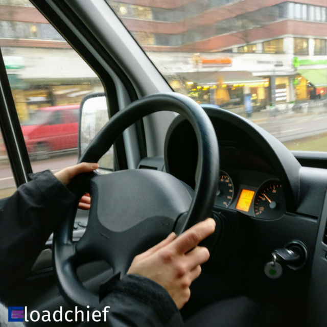 loadchief's tweet photo. Tired of waiting weeks to get paid? With Loadchief you can get paid daily! Click the link in our bio to join the Loadchief platform! #clda #tech #DigitalMarketing #loadchief #startups #courrier #transportation #startup #innovation #logistics #Transportation https://t.co/8XUu0Ql0Yi