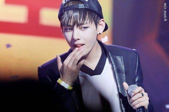 tehyon_JIMN's tweet image. 🌼95line よりのオールペン

🌼新規army

🌼仲良くしてくれる人募集中！

🌼初タグ付き

#armyさんと絡みたい
#RTしてくれた人全員フォロー
#色んな人と話したい 
#初心者でも優しくしてくれる方大歓迎