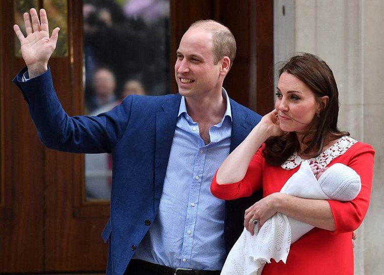 koblist's tweet photo. The Duchess of Cambridge gave birth to her new son at 11.01am after going into birth around 6am, to which Prince William joked: 'We didn’t keep you waiting too long this time' https://t.co/EPmqHkv5hP
