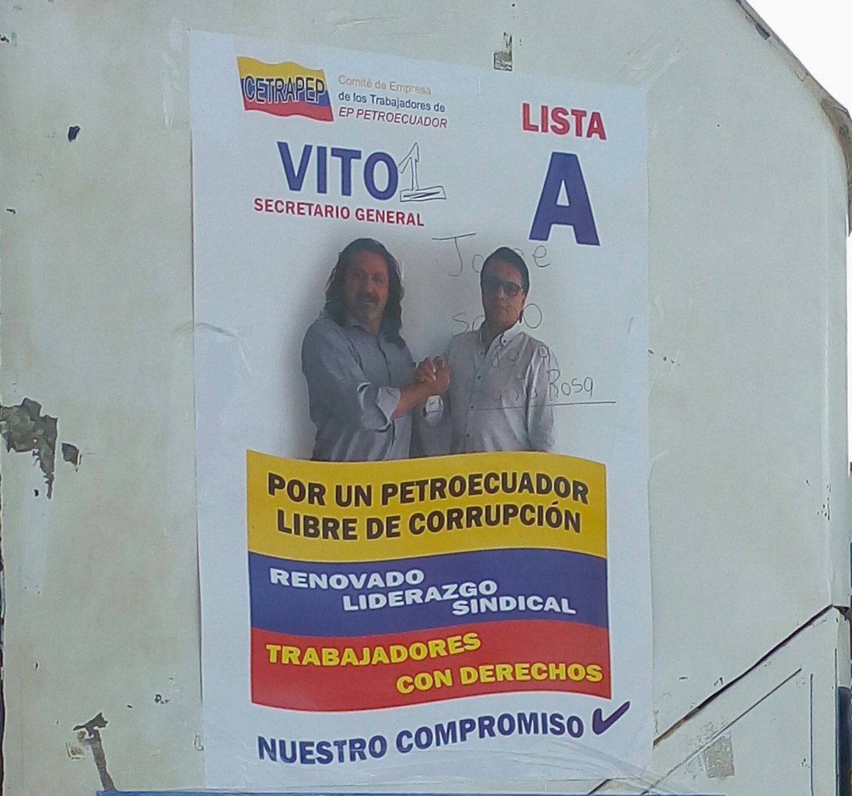 EdgarPinVera1's tweet photo. @fevillaviVa @Lenin Dile q no puedes, q estas ocupado amarrando una troncha.... https://t.co/iuEo96ThNG