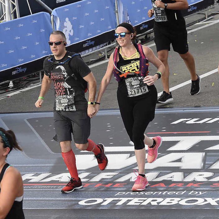 lunajoyawriter's tweet photo. How I work through stuff. Okay, maybe 19.3 miles in hot & humid wasn’t fun. But we got shiny Star Wars medals. #DarkSideHalf https://t.co/JMI1aH5rcy