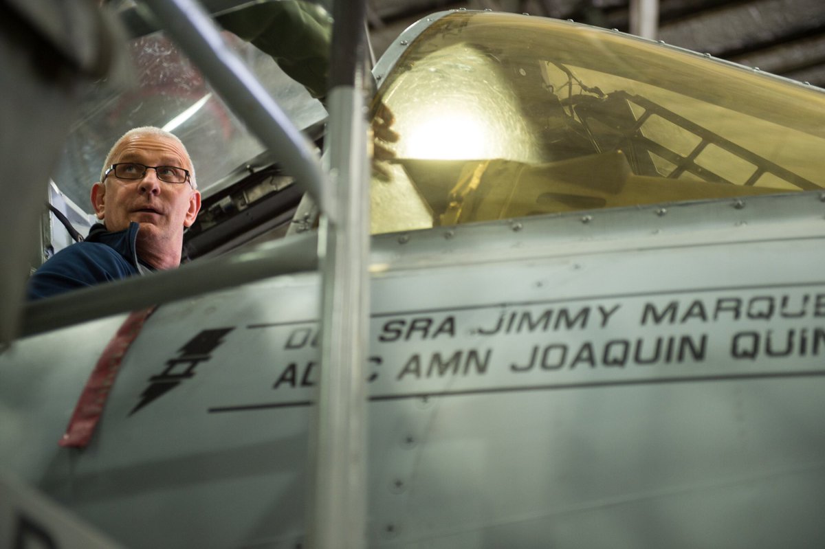 #KnowYourMil: What’s it like to sit in the cockpit of an A-10 or an F-16? Members of the #USOViceTour got to find out, courtesy of the @usairforce 51st Fighter Wing in Osan Air Base. #Airpower